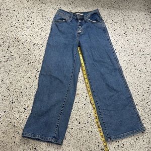 EUC Levi’s Mile High Cropped Wide Leg jeans button fly high rise 24